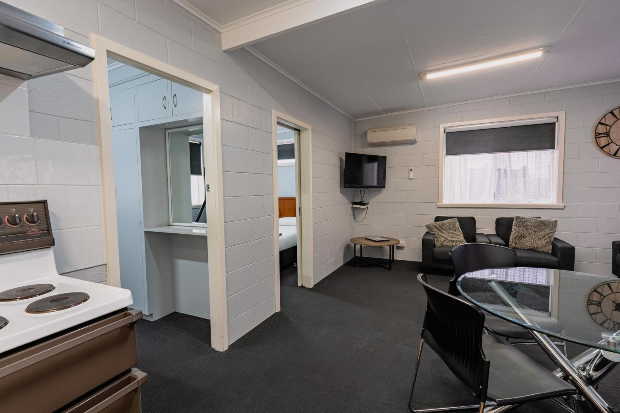 Big4 Tassie Getaway Park Ulverstone Extérieur photo