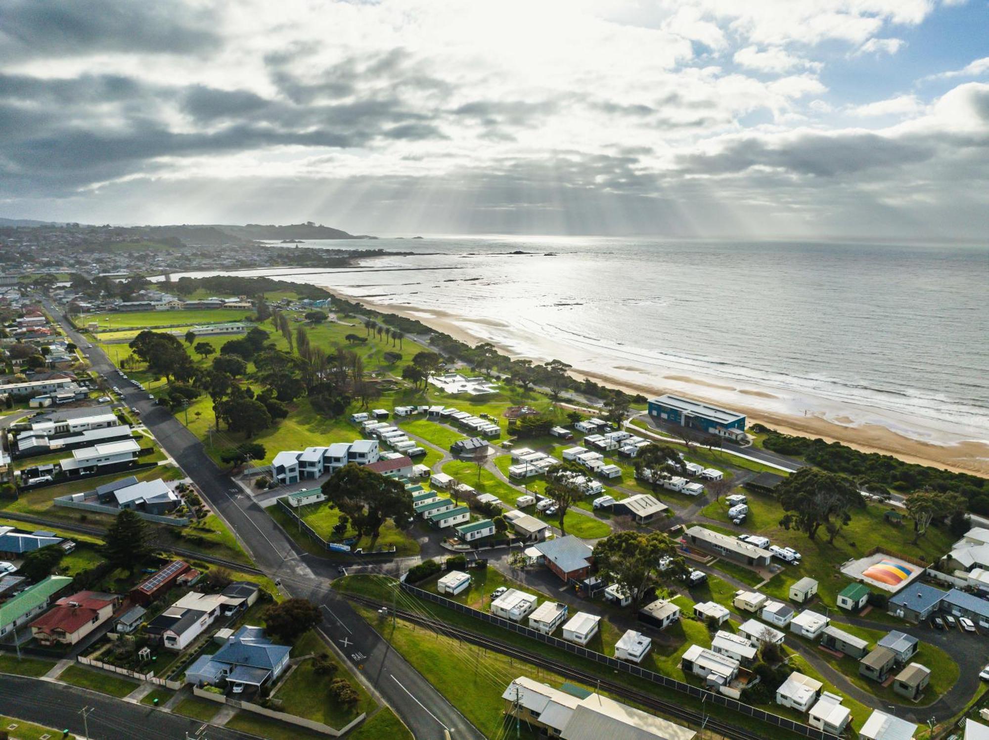 Big4 Tassie Getaway Park Ulverstone Extérieur photo