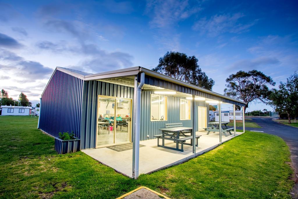 Big4 Tassie Getaway Park Ulverstone Extérieur photo